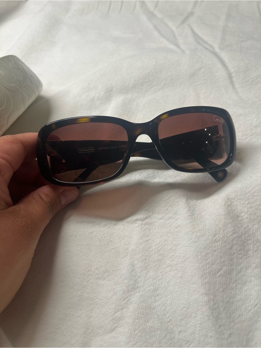 Y2K Coach Women's Tortoiseshell Sunglasses - Brown Lenses